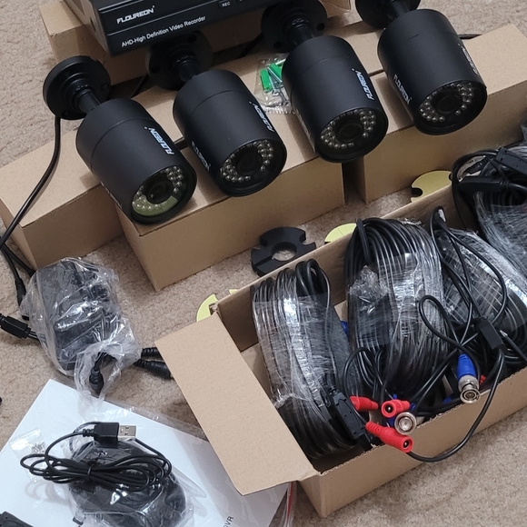 Security Camera Waterproof Outdoor Night Vision Wi - Picture 6 of 8